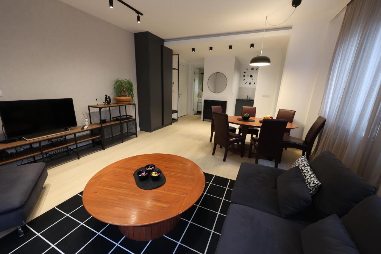 Modern Apartment In The Heart Of Βελιγράδι Εξωτερικό φωτογραφία