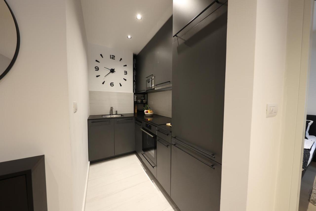 Modern Apartment In The Heart Of Βελιγράδι Εξωτερικό φωτογραφία